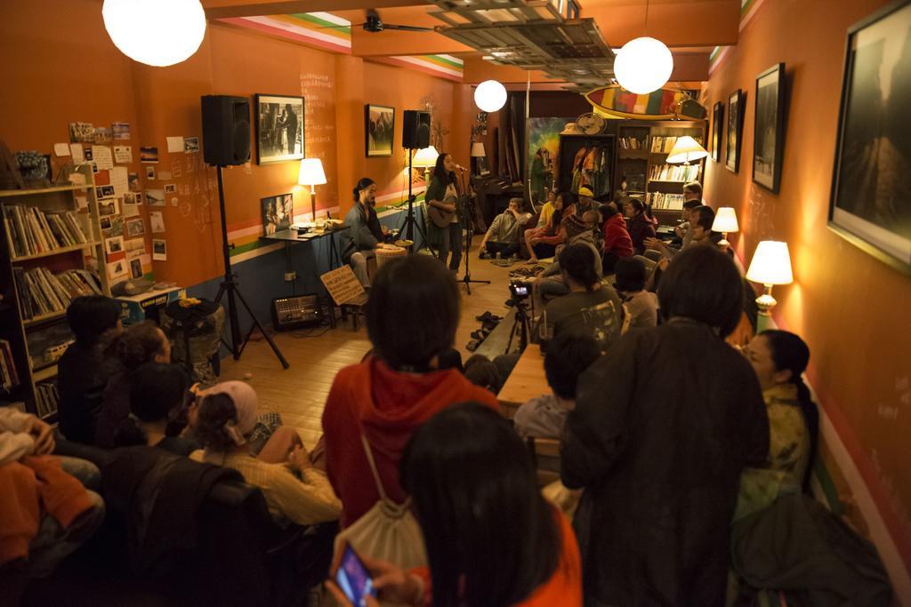 Rainbow Wave Surfing Hostel Kota Tua Kota Tua Hengchun Bagian luar foto